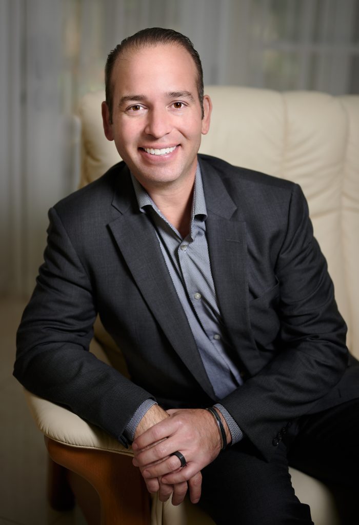 Dr Bryan Correa